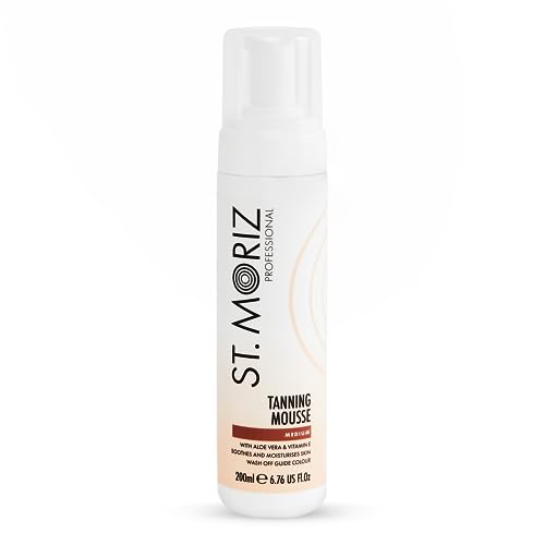St Moriz Professional Instant Tanning Mousse in Medium | Fast Drying Vegan Fake Tan | With Aloe Vera & Vitamin E | For Streak Free Medium Golden