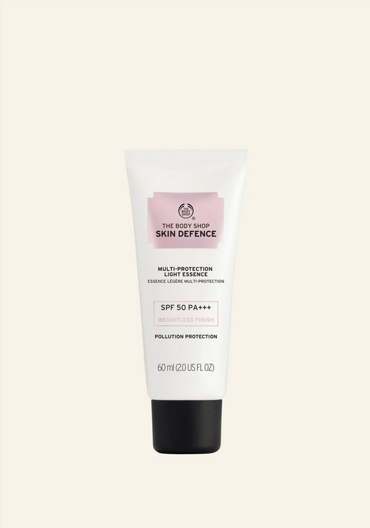 THE BODY SHOP Skin Defence Multi- Protection Light Essence SPF 50 PA +++ WEIGHTLESS FINISH, SPF 50 PA+++, HELPS PROTECT FROM POLLUTION