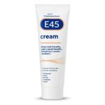 E45 Cream 50 g – Moisturiser for Dry Skin and Sensitive Skin - Emollient Body Cream to Soothe Dry and Irritated Skin - Itchy Skin, Eczema Cream -