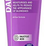 Clean & Clear Oil Free Dual Action Moisturiser (100ml) - Pack of 2