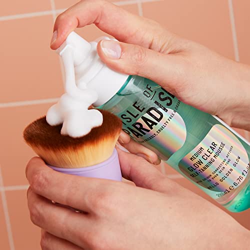 Isle of Paradise Self Tan Mousse, Medium (200 ml) Glow Clear Self Tanning Foam, Natural Ingredients & Vegan (packaging may vary)