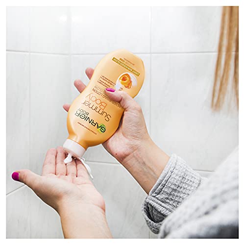 Skinactive Body Garnier Summer Body Gradual Self Tan Moisturiser Light, Hydrating Tanning Lotion for a Glowing Sunkissed Tan 250 ml