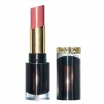 Revlon Super Lustrous Glass Shine Lipstick, Flawless Moisturizing Lip Color with Aloe, Hyaluronic Acid and Rose Quartz, Beaming Strawberry (002)