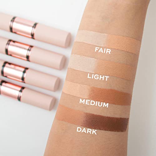 Makeup Revolution Contour Stick Duo Cream Contour & Highlight, Defines Cheekbones & Sculpts the Face, Vegan & Cruelty-Free, Medium, 2.4g
