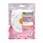 Garnier Moisture Bomb Chamomile and Hyaluronic Acid Sheet Mask, Hydrating & Soothing Face Mask, For Sensitive Skin, Biodegradable and Vegan Tissu