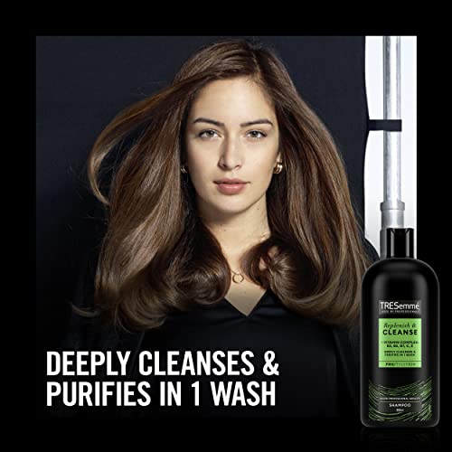 TRESemmé Replenish & Cleanse Shampoo with vitamin C for greasy hair 900 ml