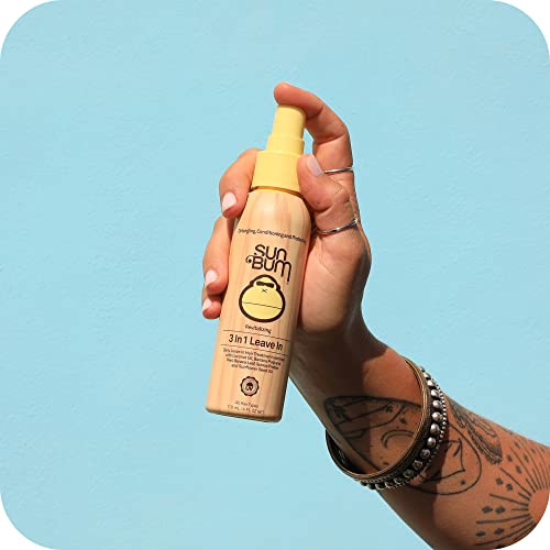 Sun Bum Revitalizing 3 in 1 Leave In Conditioner Spray, Vegan and Color Safe with UV Protection, Detangles and Reduces Frizz, 118ml