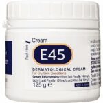 E45 Cream 125 g – Moisturiser for Dry Skin and Sensitive Skin - Emollient Body Cream to Soothe Dry and Irritated Skin - Itchy Skin, Eczema Cream