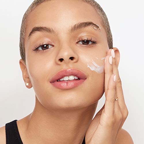 Olay Regenerist Day Face Cream With SPF30, Unique Formula With Vitamin B3 & Niacinamide, Instantly Hydrates For 24H, 50ml