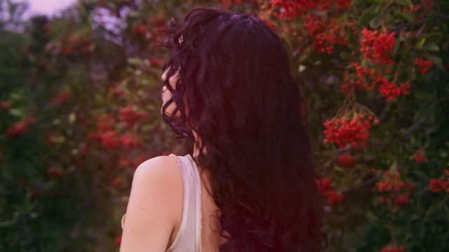 Pureology Smooth Perfection, Shampoo, For Frizz-Prone, Colour Treated Hair, Vegan Formulas, Sulphate Free for a Gentle Cleanse