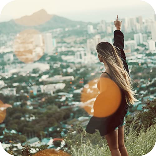 Sun Bum Revitalizing 3 in 1 Leave In Conditioner Spray, Vegan and Color Safe with UV Protection, Detangles and Reduces Frizz, 118ml