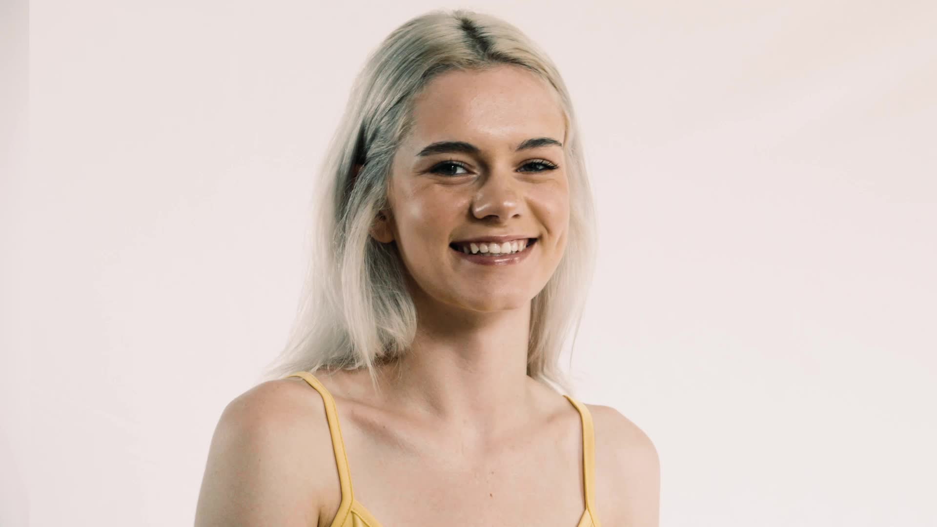 RapidLash Eyelash Enhancing Serum for Thicker, Stronger, Fuller and Longer Looking Lashes, Scientifically Inspired Conditioning and Moisturising