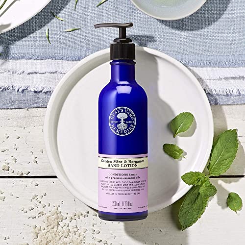 Neal’s Yard Remedies Garden Mint & Bergamot Hand Lotion – No Pump | Organic Hand Lotion with Organic Garden Mint and Bergamot Essential Oils | Ve