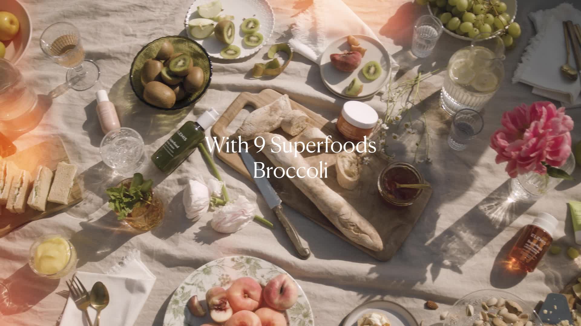 ELEMIS Superfood Facial Oil, Nourishing Face Oil Formulated with 9 Antioxidant-Rich Superfoods, Award-Winning Facial Oil to Enhance Radiance and