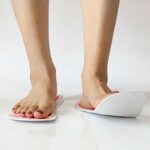 30 Pairs of FOAM Spray Tanning Sticky Feet Pads (60 Feets) PRO Sunless Airbrush Spray Tanning Tent Foot Protection