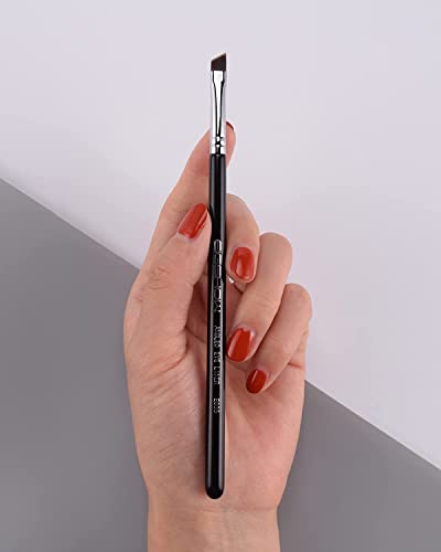 Eyeliner Brush, EIGSHOW Precision Eye Liner Makeup Brush, Angled Eyeliner Brush, Ultra Thin Slanted Flat Angle, Cruelty-Free Synthetic Bristles,