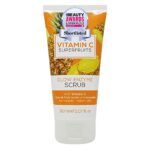 Creightons Vitamin C Superfruits Glow Enzyme Scrub (150 ml) - An Energising and Exfoliating Scrub with Vitamin C, Natural Fruit Acids and Enzymes