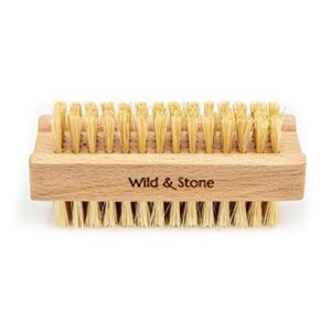 Wild & Stone | Wooden Nail Brush | Natural Sisal Nail Brush For Cleaning Nails | FSC Certified Beechwood & Sisal Fibres (1 Pack)