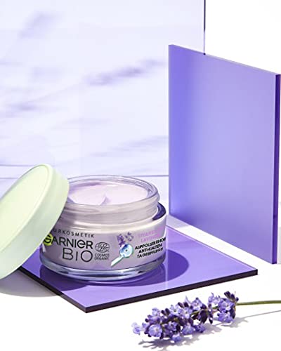 Garnier Night Cream, Regenerating Organic Lavender, with Lavender and Jojoba Oil for Sensitive Skin, with Organic Ingredients, Natural Cosmetic,