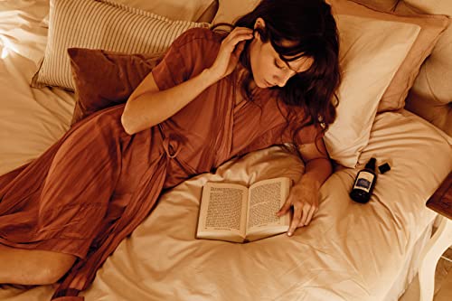 L'OCCITANE Relaxing Pillow Mist 100ml |Lavender Pillow Spray|Blending Essential Oils |Creating A Peaceful Night's Sleep|Calm Sleep Mist