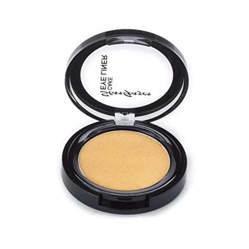 Black Cake eye liner. A wet and dry use pressed powder cake eye liner.