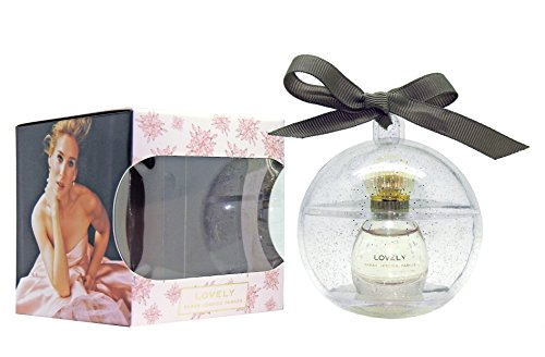 Sarah Jessica Parker Lovely Eau De Parfum Spray and Body Lotion, 50ml & 200 ml, set