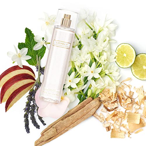 Sarah Jessica Parker Lovely Eau de Parfum 100ml, Body Lotion 200ml, Body Mist 236ml and Canvas Bag