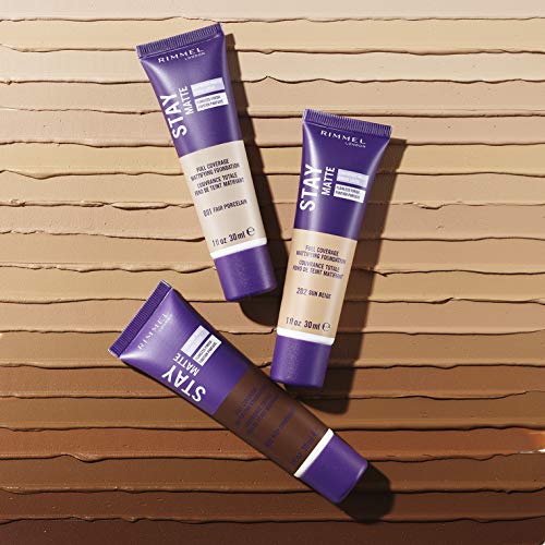 Rimmel London Stay Matte Liquid Mousse Foundation, Good Coverage and Oil-Free Formula, Soft Beige, 30 ml