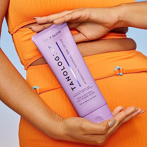 Tanologist Hydrating Daily Glow Gradual Self-Tanning Lotion, Medium - Dark, 250ml