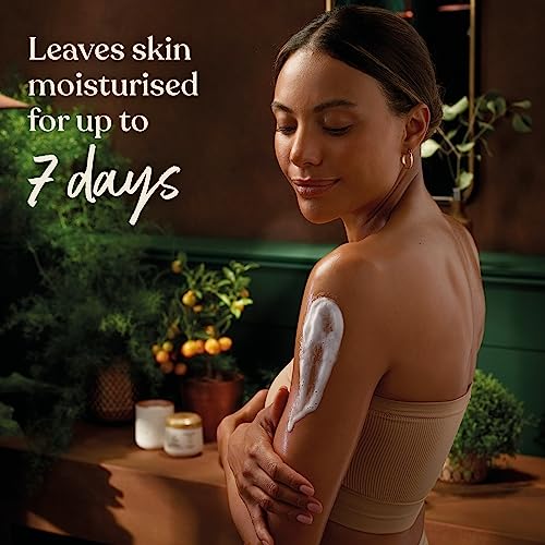 Sanctuary Spa Golden Sandalwood Mousse to Oil Moisturiser, 7 Day Moisture, With Coconut Oil & Shea Butter, Mineral Oil Free, Cruelty Free & Vegan