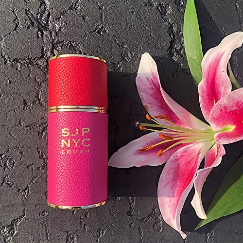 Sarah Jessica Parker NYC Crush Set: Eau de Parfum Spray 100ml, Body Lotion 200ml & Body Mist Spray 236ml